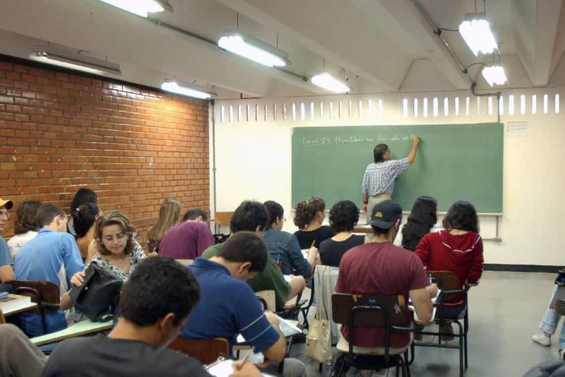 ensino medio sala de aula agencia brasil